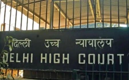 दिल्ली हाईकोर्ट ने दो टूक शब्दों में कहा- सह-आरोपी को दूसरे की माफी याचिका का विरोध करने का हक नहीं दिल्ली हाईकोर्ट ने दो टूक शब्दों में कहा- सह-आरोपी को दूसरे की माफी याचिका का विरोध करने का हक नहीं