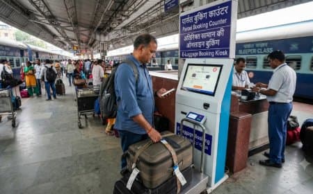 भारतीय रेलवे ने शुरू की अतिरिक्त सामान की ऑनलाइन बुकिंग, जानें पूरा प्रोसेस और नियम भारतीय रेलवे ने शुरू की अतिरिक्त सामान की ऑनलाइन बुकिंग, जानें पूरा प्रोसेस और नियम