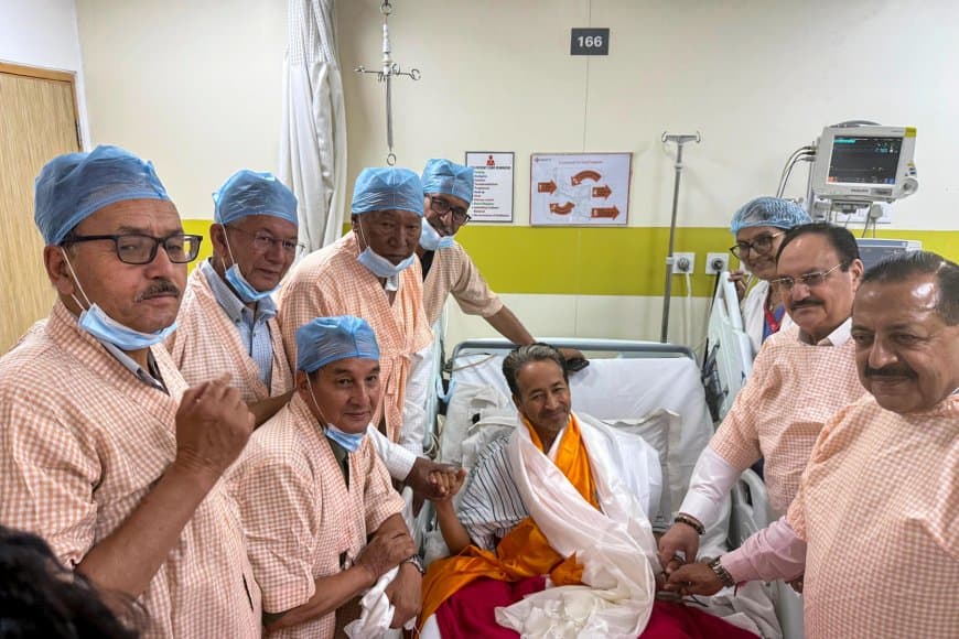 पेपर लीक केस... सोनम वांगचुक ने तोड़ा अनशन, प्रधान के इस्तीफे पर अड़ी सीजेपी... आज देशभर में प्रदर्शन