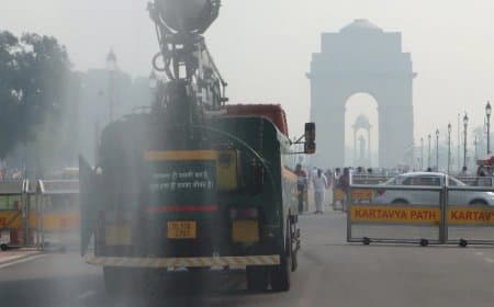 देश में पहली बार...दिल्ली की सेहत सुधारने इमारतों में एंटी-स्मॉग गन लगाना अनिवार्य