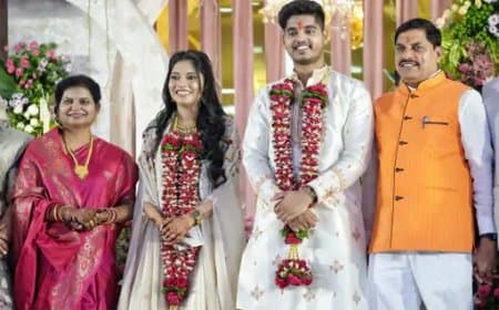 सीएम मोहन यादव के घर फिर गूंजी शहनाई.. छोटे बेटे डॉ. अभिमन्यु की हुई सगाई