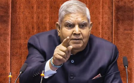 उपराष्ट्रपति धनखड़ ने संविधान की प्रस्तावना में बदलाव पर उठाए सवाल