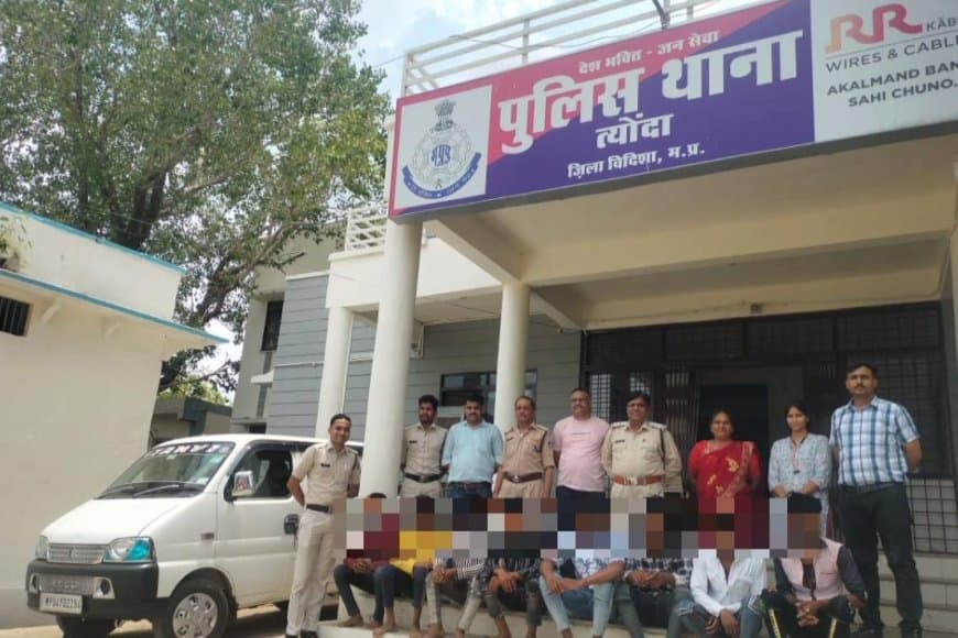 अपहरण की कोशिश करने वाले 8 आरोपियों को पुलिस ने पकड़ा 