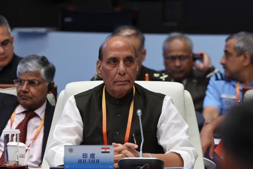 चीन में रक्षा मंत्री राजनाथ सिंह ने भरी हुंकार कहा-खून बहाने वालों को नहीं छोड़ेंगे