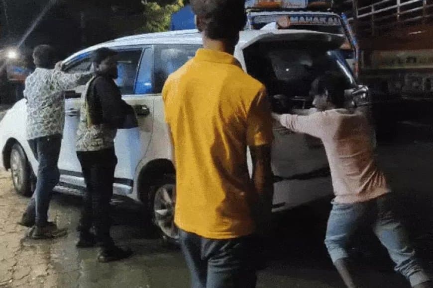 सीएम काफिले की 19 गाड़ियों में डाल दिया पानी भरा डीजल