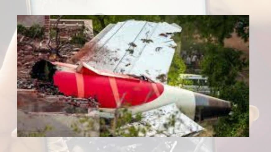 अहमदाबाद विमान हादसा: "आग का गोला आसमान से गिरा और सब खत्म हो गया," 