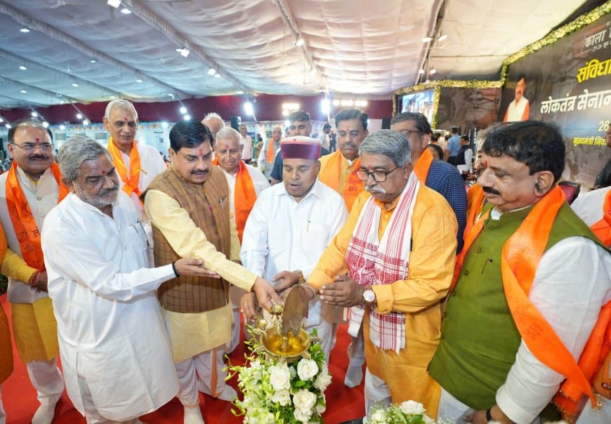 लोकतंत्र सेनानियों को ‘आयुष्मान’ और परिवार को मिलेगा रोजगार