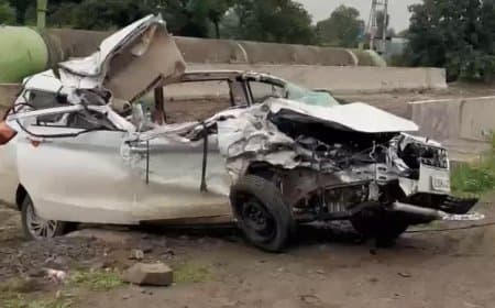 रफ्तार ने छीनी जिंदगी...इंदौर में आधी रात इंजीनियरिंग के दो छात्रों की मौत