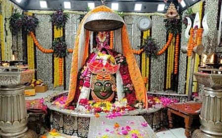 सावन से पहले बाबा महाकाल मालामाल!