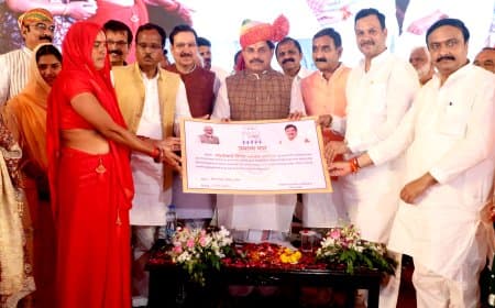 हर बहन को देंगे पक्का मकान, लाड़ली बहनों को मिलेगा ₹1500