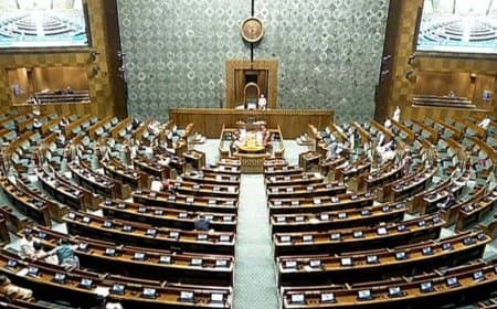सियासी खींचतान...राज्यसभा की 75 सीटें होंगी खाली