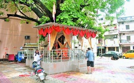 हनुमान मंदिर से फंसी आयुष विंग की ड्राइंग-डिजाइन में पेंच