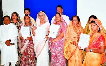 रामपुर जनपद अध्यक्ष के खिलाफ अविश्वास की तैयारी तेज, 13 सदस्यों ने जताया अविश्वास, पर्दे के पीछे पूर्व विधायक का साया!