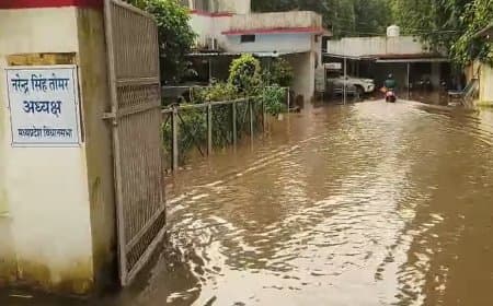 ग्वालियर में झमाझम... विधानसभा अध्यक्ष के बंगले में घुसा पानी