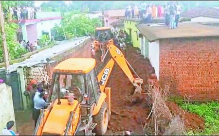 शहडोल सीवर हादसा: दो मजदूरों की मौत के बाद ठेका कंपनी के प्रोजेक्ट मैनेजर समेत पांच पर गैर इरादतन हत्या की FIR दर्ज