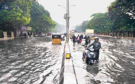 भोपाल में झमाझम... मध्य प्रदेश-उत्तर प्रदेश हाईवे पर बारिश ने लगाया ‘ब्रेक’