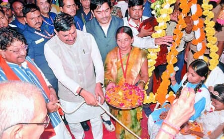 मुख्यमंत्री डॉ. मोहन यादव का संकल्प - अगले डेढ़ माह में सतना पहुंचेगा नर्मदा जल, राम-कृष्ण से जुड़े तीर्थ स्थल बनेंगे विकास की नई पहचान