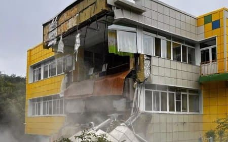 रूस में 50 साल का सबसे भीषण भूकंप और जापान में 16 जगहों पर सुनामी