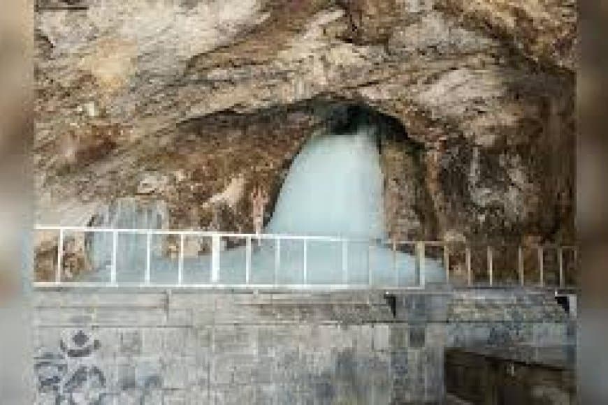 अमरनाथ यात्रा 2025: 'आतंक पर आस्था भारी' के नारों के बीच पहला जत्था रवाना