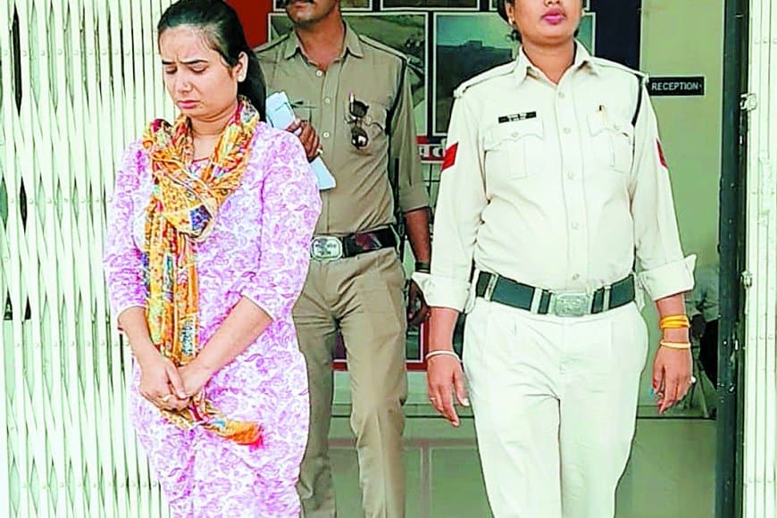 महिला मित्र की ब्लैकमेलिंग से तंग आकर युवक ने की थी आत्महत्या