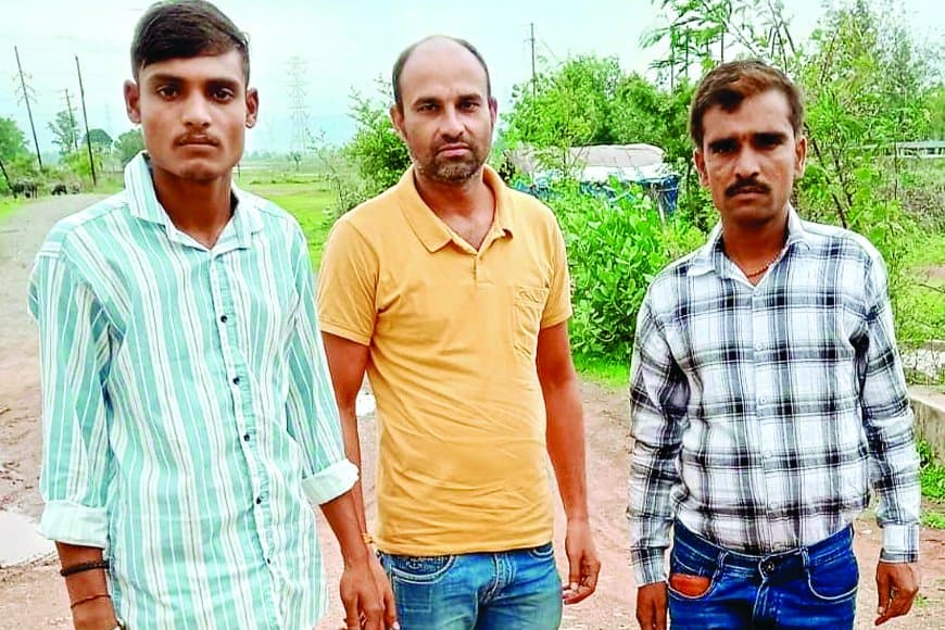 13 किसानों से खरीदी कर हड़प लिए 21 लाख