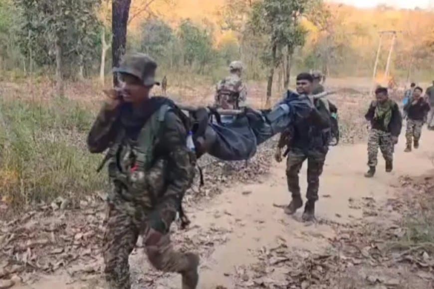 झारखंड में दो नक्सली ढेर, एक कोबरा जवान  शहीद