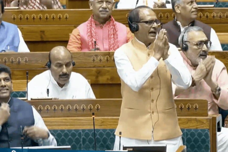 संसद में संग्राम... शिवराज ने सदन में जोड़े हाथ... फिर विपक्षी सांसदों का नहीं रुका हंगामा