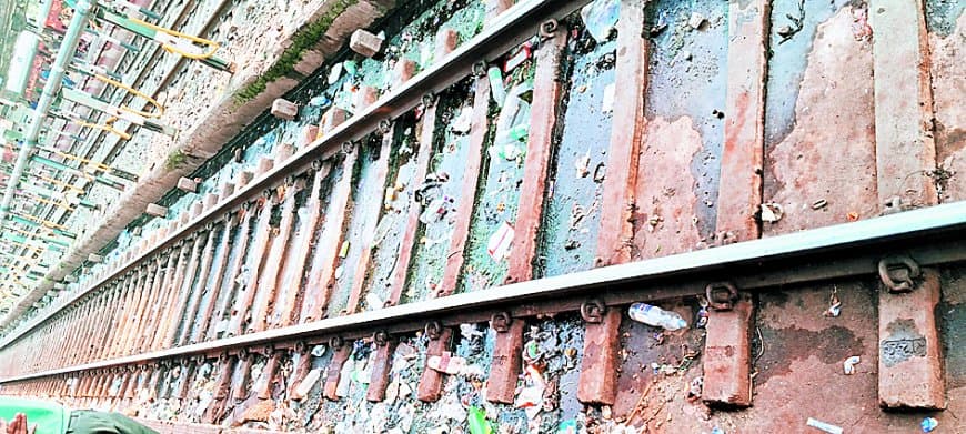 यात्री ने किया ट्वीट तो सफाई ठेकेदार पर लगा जुर्माना