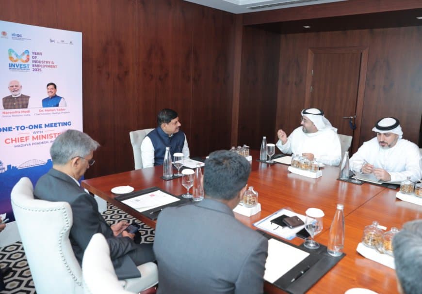 CM मोहन यादव दुबई में: MP में एविएशन हब व निवेश पर शेख अहमद से चर्चा