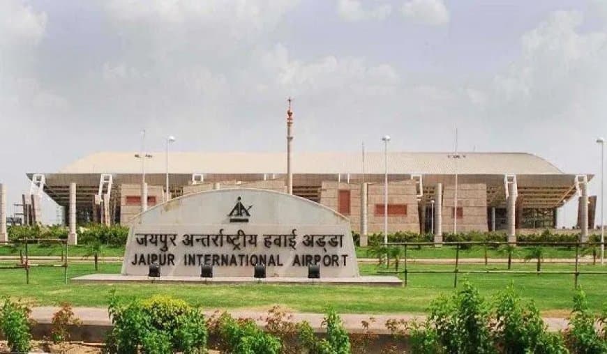 जयपुर हवाई अड्डा और सीएम  सचिवालय दो घंटे के भीतर उड़ा दिया जाएगा 