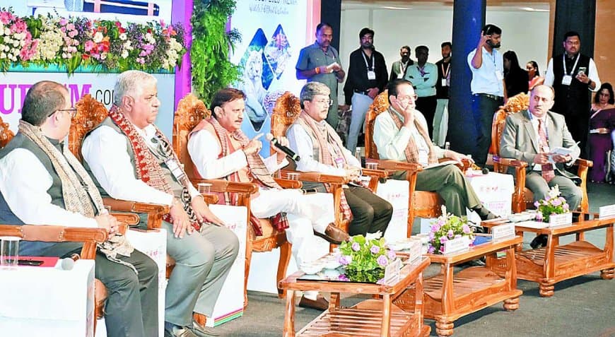 रीजनल टूरिज्म कॉन्क्लेव में उपमुख्यमंत्री का संबोधन: रीवा और विंध्य क्षेत्र के पर्यटन को मिलेगा नया आयाम, निवेशकों को मिला आमंत्रण
