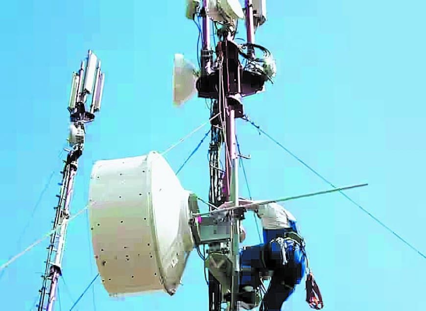 मध्यप्रदेश में बिना डायवर्सन के चल रहे 32 हजार से अधिक मोबाइल टावर से राज्य को करोड़ों का नुकसान