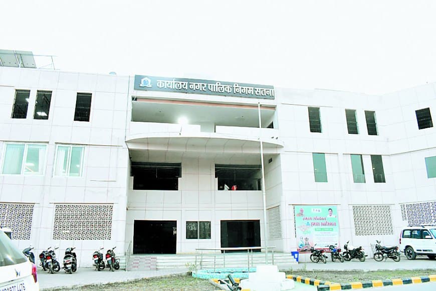 हर सप्ताह समीक्षा के बावजूद नगर निगम की 1200 से अधिक सीएम हेल्पलाइन शिकायतें अब भी लंबित, 500+ दिनों से अटकी हुई हैं कई समस्याएं