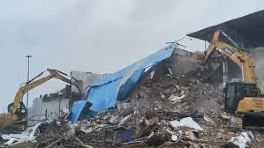 MP 'लव-ड्रग्स जिहाद'... बड़ा एक्शन: 'मछली परिवार' के 50 करोड़ के कब्जों पर चला बुलडोजर