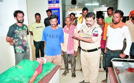 चारित्रिक संदेह में पागल पति ने गर्भवती पत्नी को कुल्हाड़ी से मार डाला, 6 माह का गर्भस्थ शिशु भी नहीं बचा