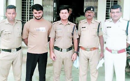 स्कार्पियो में शराब की तस्करी करते पकड़ा गया 'डॉक्टर', आधे घंटे तक पुलिस को दौड़ाता रहा — मऊगंज पुलिस की देर रात कार्रवाई