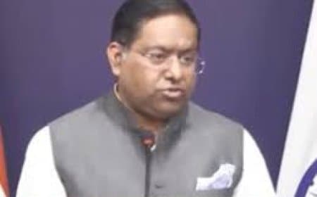 भारत ने अमेरिकी दबाव में रूसी तेल खरीदना बंद करने की खबरों को किया खारिज: विदेश मंत्रालय