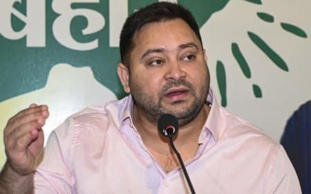 तेजस्वी यादव के तमाम दावों की पटना कलेक्टर ने खोली पोल 