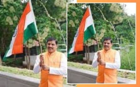 जानिए... एमपी के सीएम ने तिरंगे के साथ सोशल मीडिया पर क्यों शेयर की तस्वीर