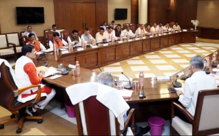MP कैबिनेट का बड़ा फैसला: नए जिलों में सरकारी जमीन पर बनेंगे BJP कार्यालय, जबलपुर-मुरैना के लिए भी अहम मंजूरी