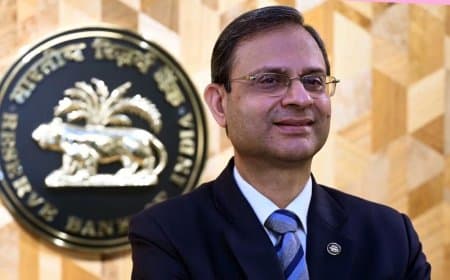 आरबीआई का ऐलान... तीन बार की कटौती पर ब्रेक... नीतिगत दर 5.5 फीसदी रहेगी
