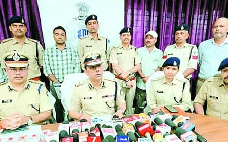 रीवा में कोहराम मचाने वाले बाइकर्स गैंग का पर्दाफाश — 5 बदमाश गिरफ्तार, 26 वारदातों का खुलासा