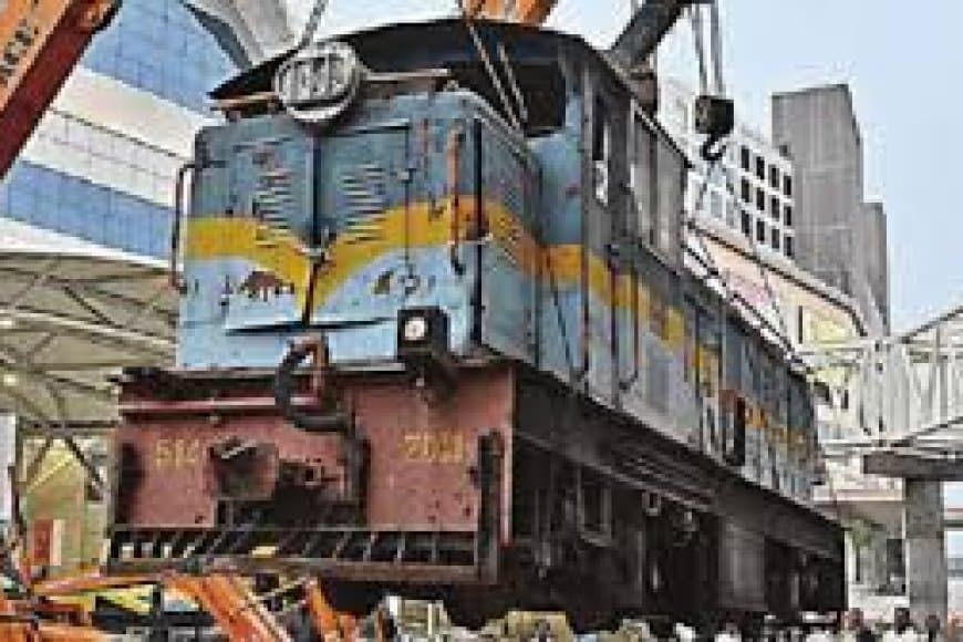 'हेरिटेज एसेट' : रानी कमलापति स्टेशन पर ऐतिहासिक नैरो गेज इंजन NG LOCO 514 स्थापित 