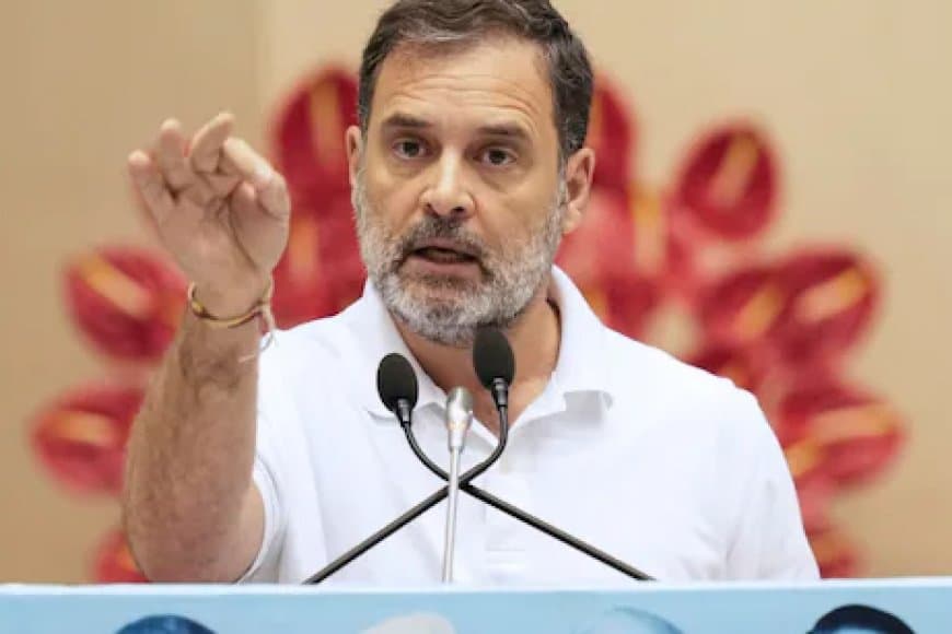 वोट चोरी कैंपेन लॉन्च... अब राहुल गांधी चुनाव आयोग के खिलाफ खोला नया मोर्चा