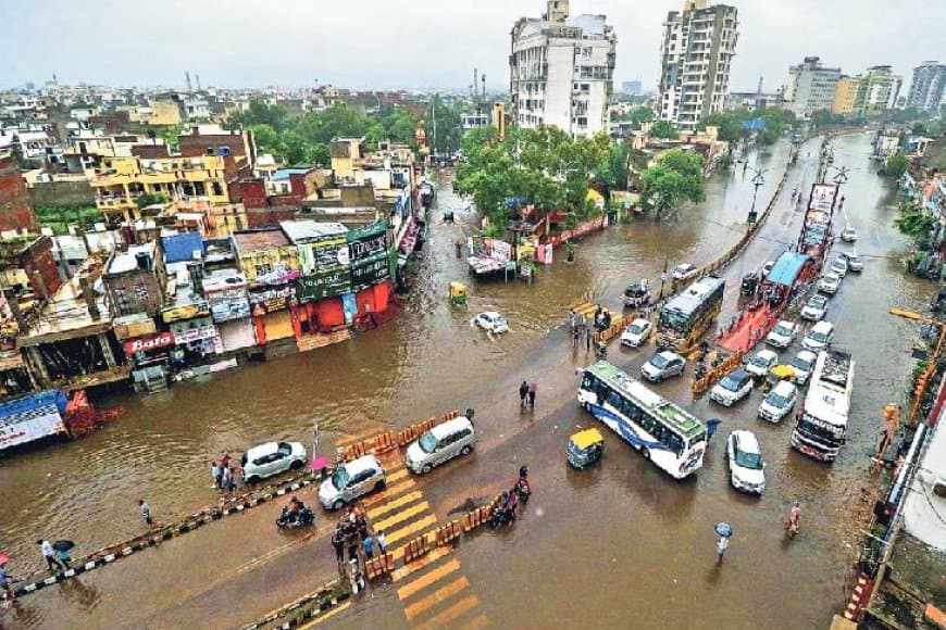 बारिश का कहर...11 लोगों की मौत... मध्यप्रदेश में भी तेज बारिश