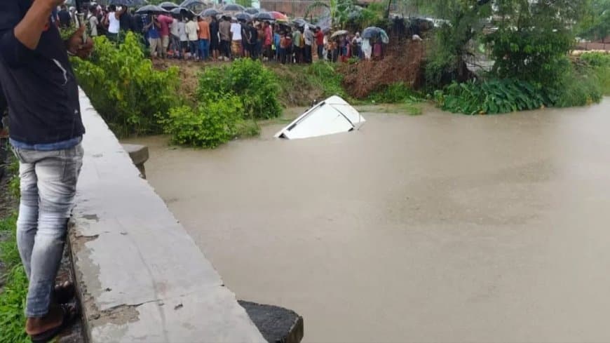 गोंडा में श्रद्धालुओं से भरी बोलेरो नहर में पलटी, 11 लोगों की मौत