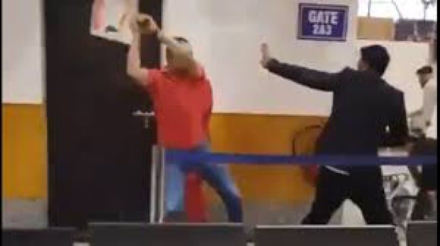 श्रीनगर एयरपोर्ट पर सेना अधिकारी ने की मारपीट, स्पाइसजेट स्टाफ गंभीर रूप से घायल 