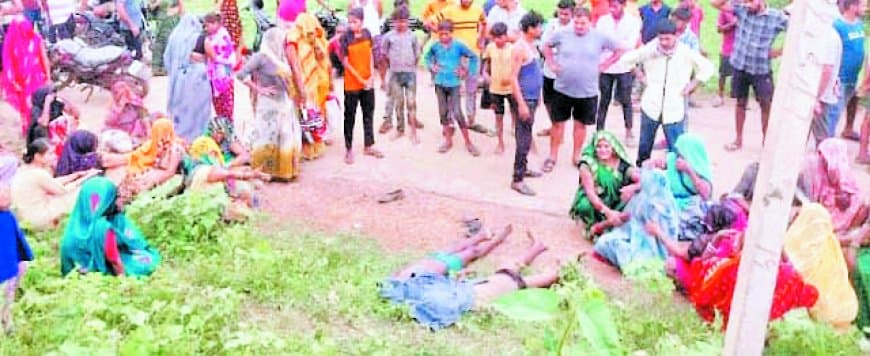 स्कूल के पास बने तालाब में डूबे दो मासूम छात्र: नईगढ़ी के मुड़िला गांव में दर्दनाक हादसा, सुरक्षा के नहीं थे इंतज़ाम