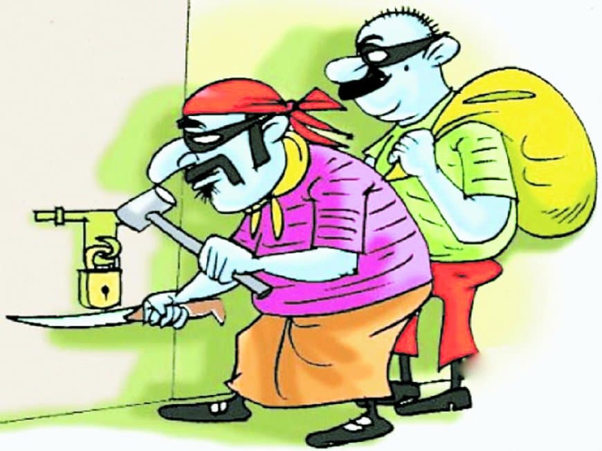 मऊगंज में घर में घुसकर 7.60 लाख रुपये चोरी: जमीन खरीदने के लिए इकट्ठी की थी रकम, बदमाशों ने उड़ाई पेटी