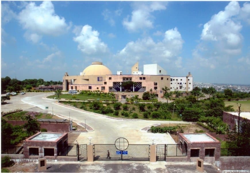 विधानसभा सचिवालय ने भी सत्र की तैयारियां शुरू कर दी हैं।